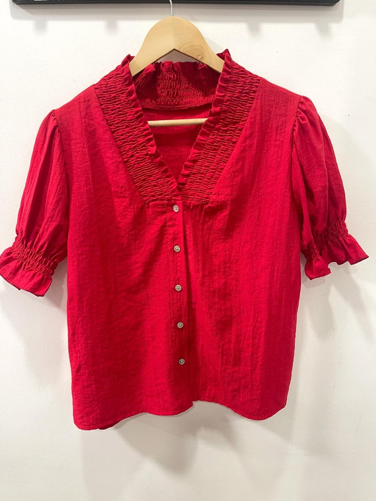 Blusa con fruncido