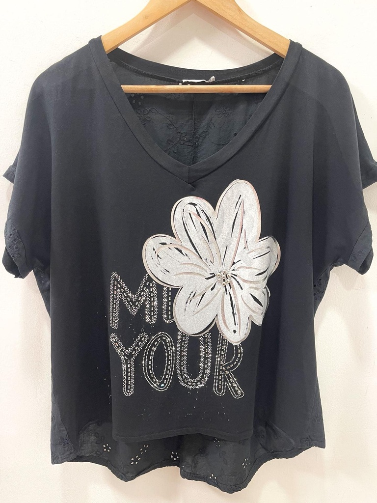 Camiseta flor
