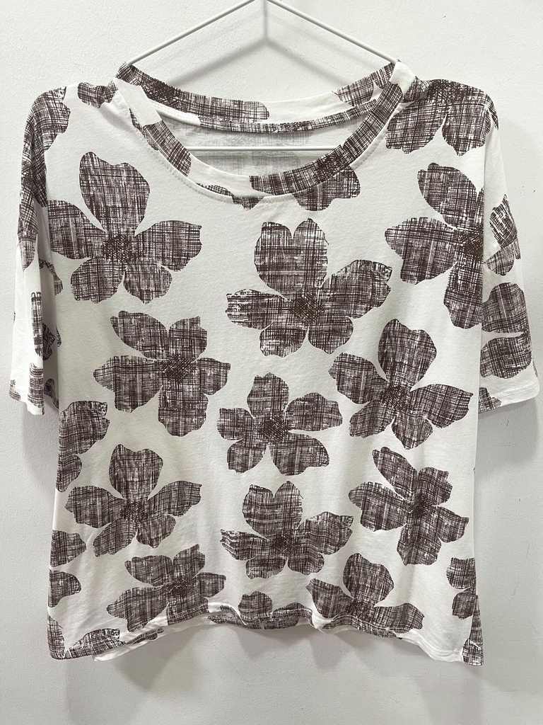 Camiseta flores