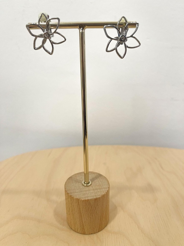 Pendiente flor con brillante