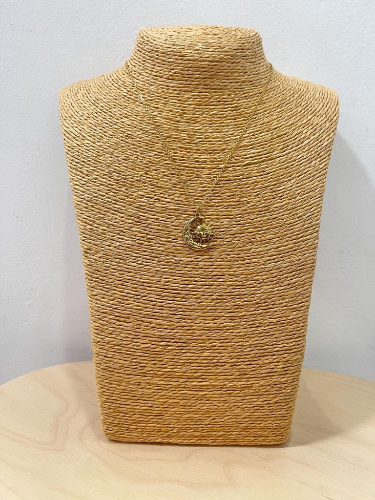 Collar luna y sol dorado