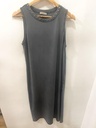 Vestido tachuelas