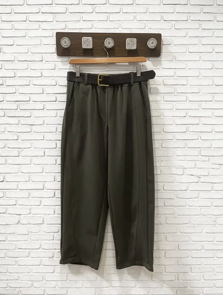Pantalón Con Cinturón