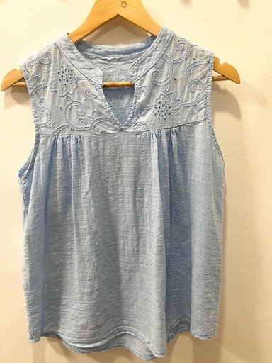 [1000005] Blusa azul cielo
