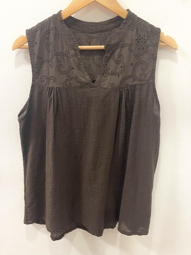 Blusa cuello pico