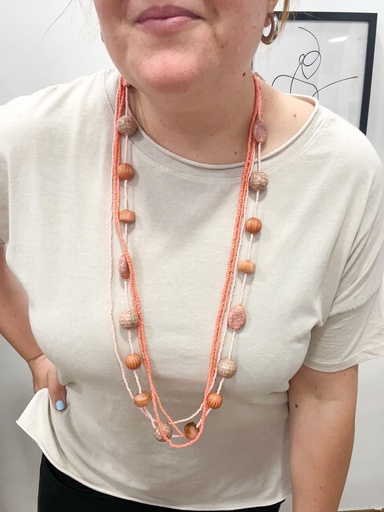 [1000211] Collar largo coral